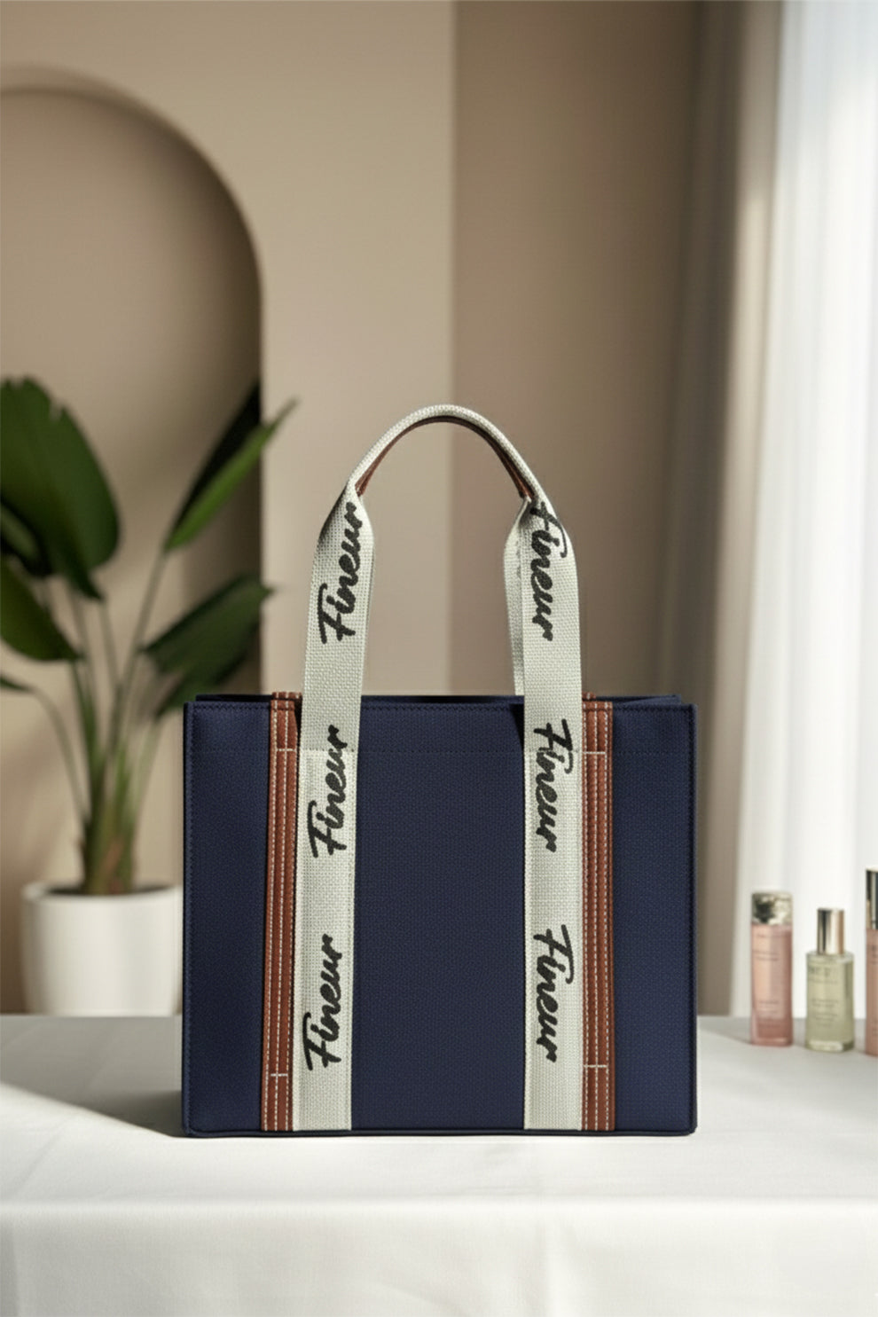 Fineur Canvas Tote Modern Muse  - Navy Blue