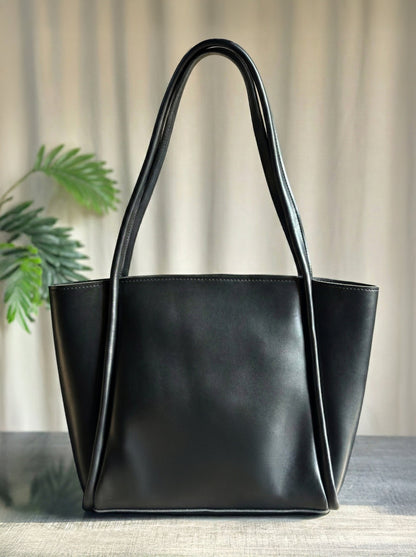 Fineur Tote Pyramid - Black