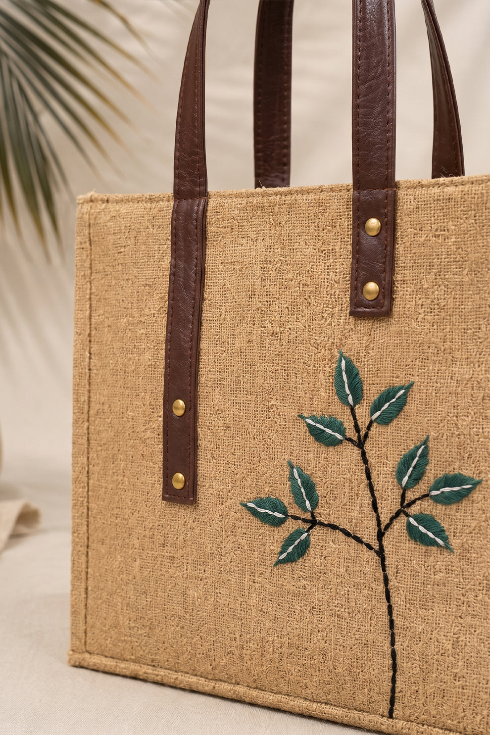 Fineur HandCarry Tote Bag Willow - Hand Embroidered