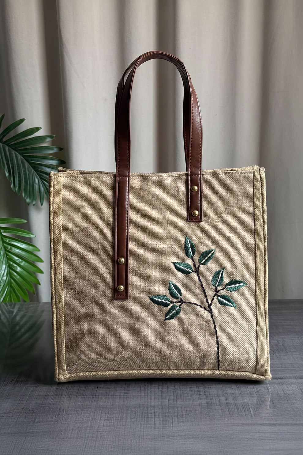 Fineur HandCarry Tote Bag Willow - Hand Embroidered