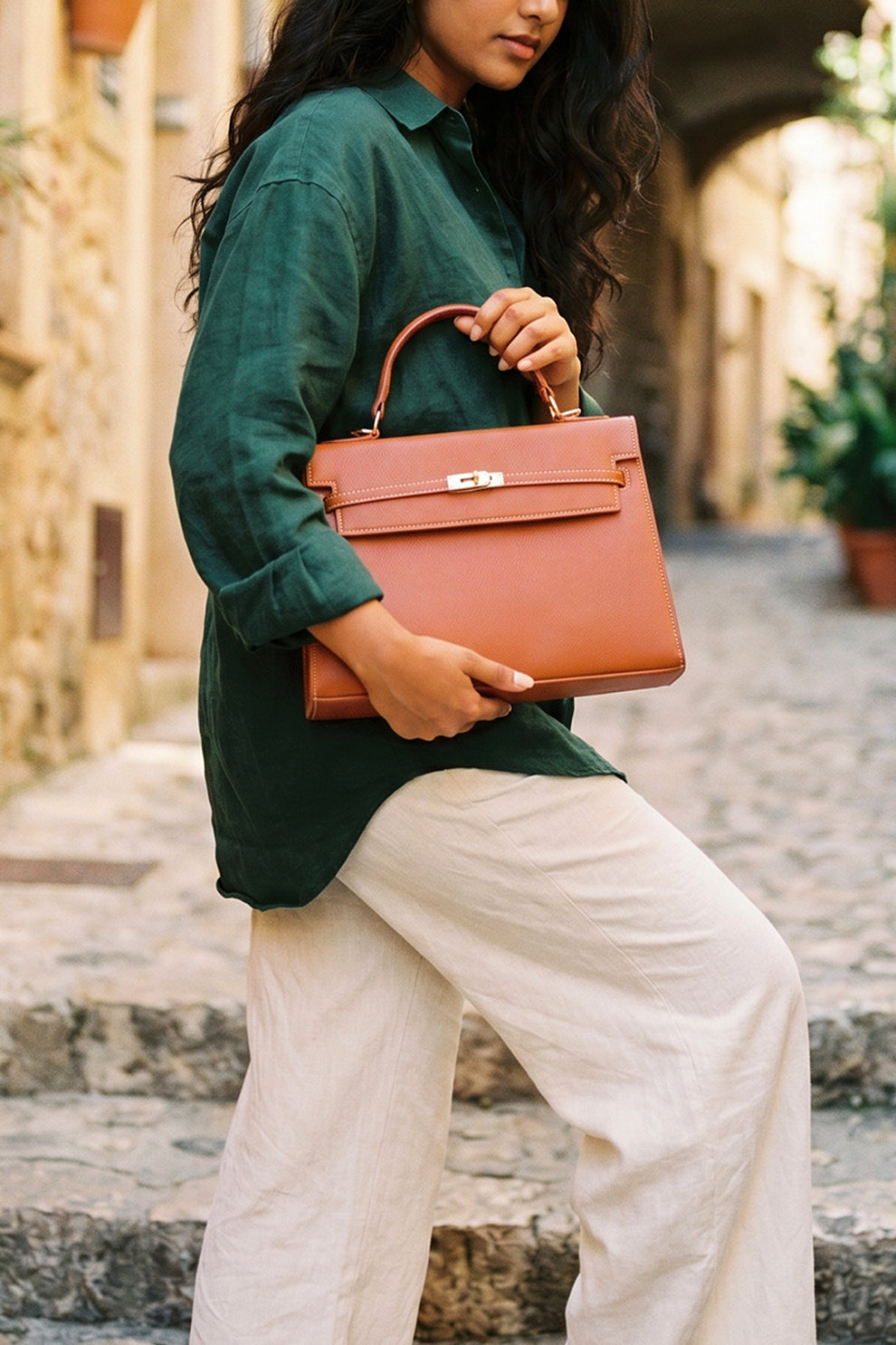 Fineur Iconic Bag - Tan Brown