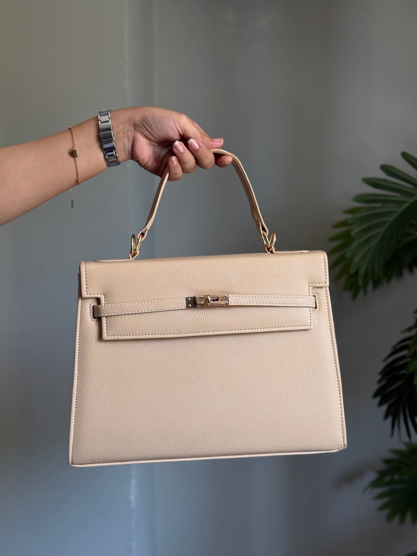 Fineur Iconic Bag - Beige